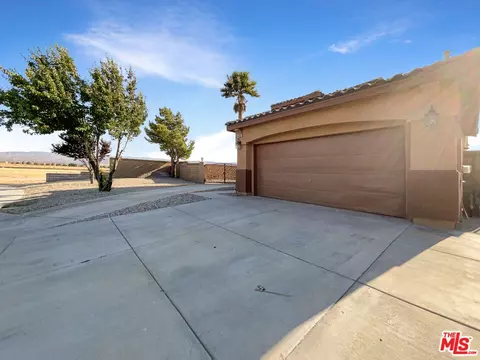 44305 Dusky Willow St, Lancaster, CA 93536 photo 10