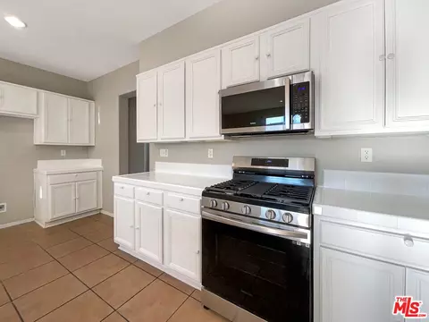 44305 Dusky Willow St, Lancaster, CA 93536 photo 21