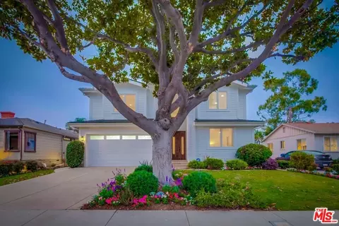 7532 Denrock Ave, Los Angeles, CA 90045