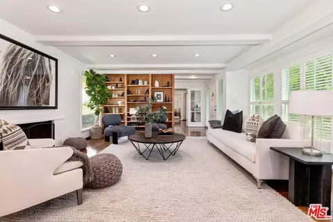 145 Beloit Ave, Los Angeles, CA 90049