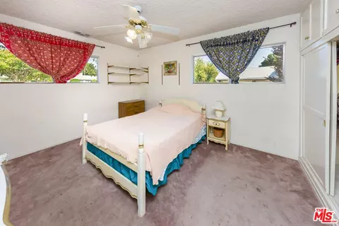 Bedroom - 6922 Hesperia Ave, Reseda, CA 91335 photo 1 of 4