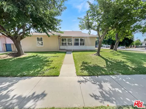 7400 Cozycroft Ave, Winnetka, CA 91306