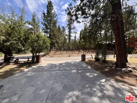 Exterior - 1201 Redwood Dr, Big Bear City, CA 92314 photo 6 of 12