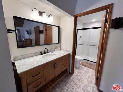 Bath - 1201 Redwood Dr, Big Bear City, CA 92314 photo 2 of 5