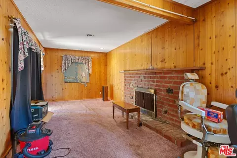 Living - 7809 Mcnulty Ave, Winnetka, CA 91306 photo 5 of 7