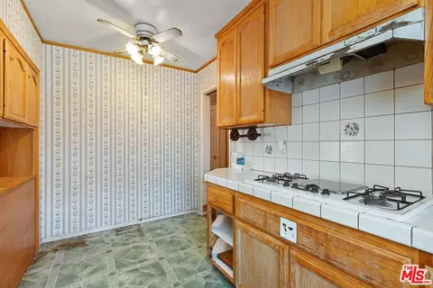 Kitchen - 7809 Mcnulty Ave, Winnetka, CA 91306 photo 1 of 3