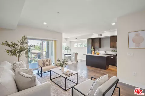 2980 Ripple Pl #201, Los Angeles, CA 90039