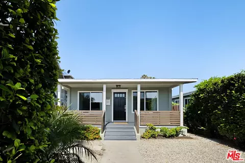 3035 8th Ave, Los Angeles, CA 90018