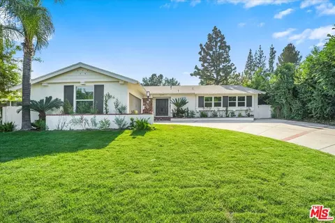 8349 Hillary Dr, West Hills, CA 91304