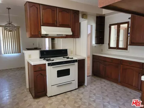 Kitchen - 655 Westgate St, Pasadena, CA 91103 photo 1 of 1