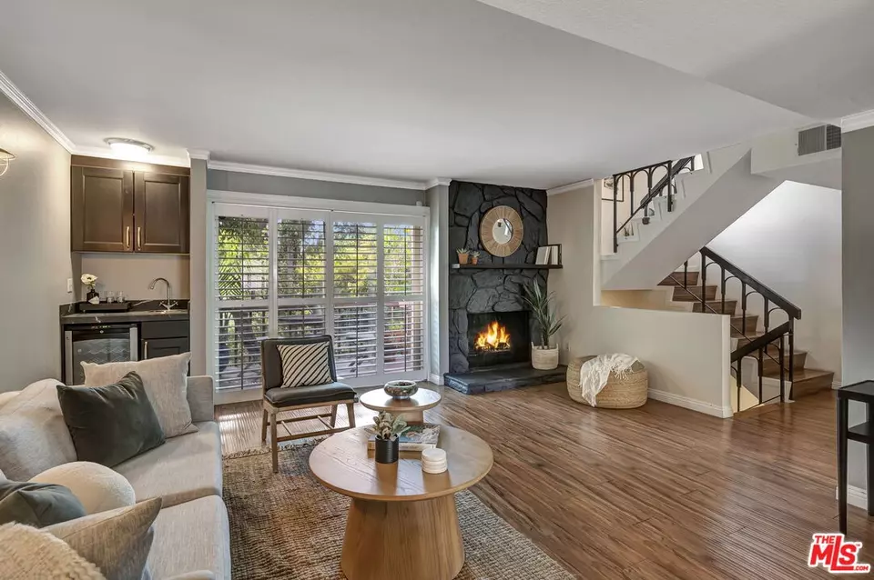  5952 Costello Ave, Valley Glen, CA 91401 photo 6