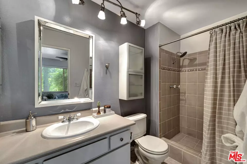  5952 Costello Ave, Valley Glen, CA 91401 photo 25