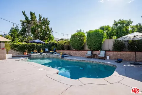 5645 Medeabrook Pl, Agoura Hills, CA 91301