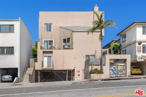 909 N San Vicente Blvd, West Hollywood, CA 90069
