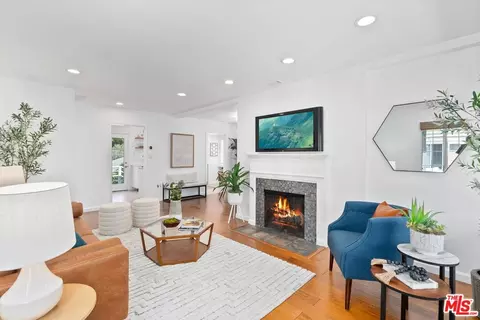 209 E 46th St, Long Beach, CA 90807 photo 7