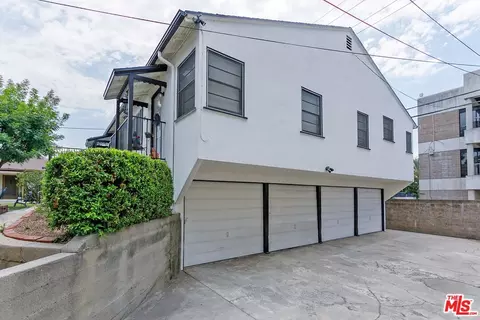 953 S Marengo Ave, Pasadena, CA 91106 photo 12