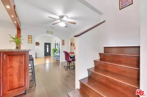 Entry Way - 820 S Mayo Ave, Compton, CA 90221 photo 3 of 8