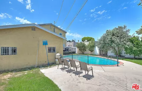 Exterior - 820 S Mayo Ave, Compton, CA 90221 photo 15 of 18