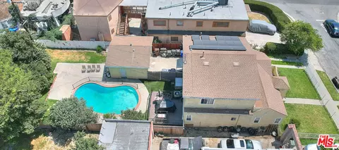 View/Area - 820 S Mayo Ave, Compton, CA 90221 photo 5 of 8