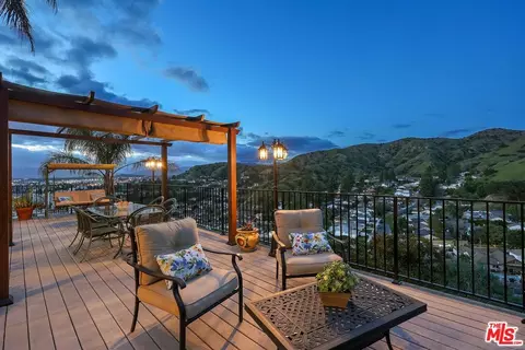 10163 Olivia Ter, Sun Valley, CA 91352