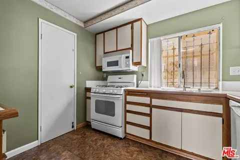 Kitchen - 620 W Almond St, Compton, CA 90220 photo 3 of 3