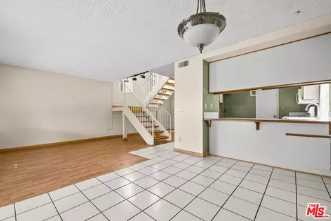 Living - 620 W Almond St, Compton, CA 90220 photo 2 of 4