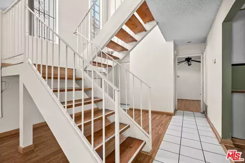 Entry Way - 620 W Almond St, Compton, CA 90220 photo 3 of 3