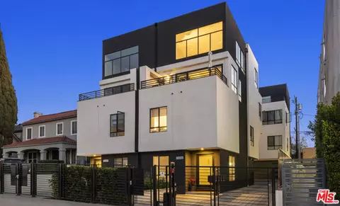 5014 Rosewood Ave, Los Angeles, CA 90004