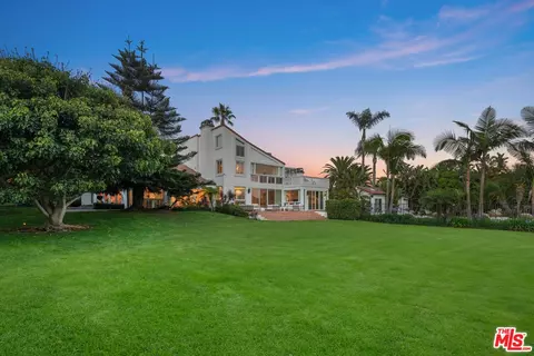 30420 Morning View Dr, Malibu, CA 90265