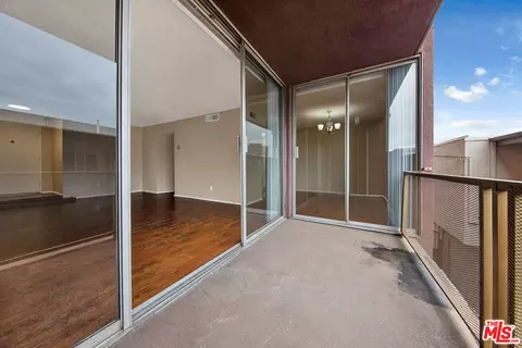 Other - 950 N Louise St, Glendale, CA 91207 photo 4 of 4