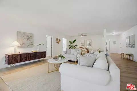 8701 Delgany Ave #202, Playa Del Rey, CA 90293