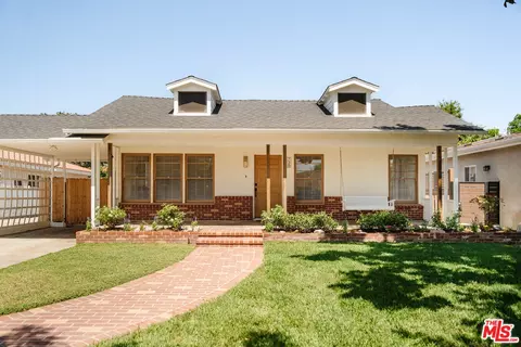 738 N Parish Pl, Burbank, CA 91506
