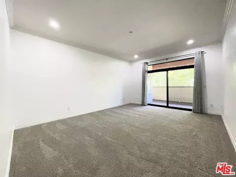 748 Locust St #502, Pasadena, CA 91101 photo 14