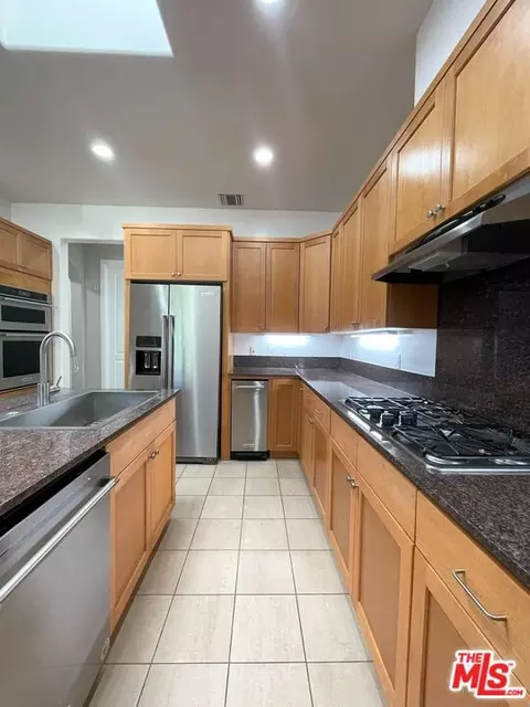 748 Locust St #502, Pasadena, CA 91101 photo 8