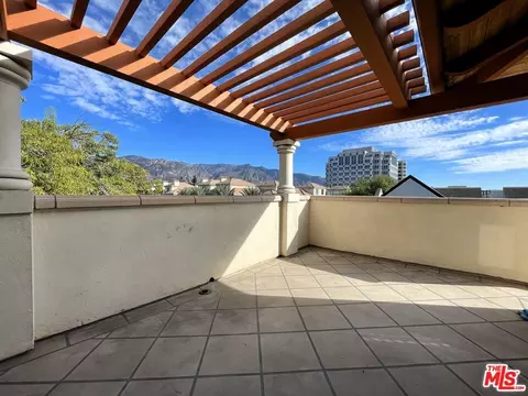 748 Locust St #502, Pasadena, CA 91101 photo 6