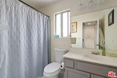 Bath - 543 Toucan Ct, Nipomo, CA 93444 photo 1 of 3
