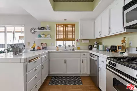 Kitchen - 543 Toucan Ct, Nipomo, CA 93444 photo 2 of 2