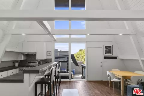 3971 Oeste Ave, Studio City, CA 91604 photo 5