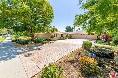 Exterior - 1195 Via Pintada, Riverside, CA 92507 photo 11 of 13