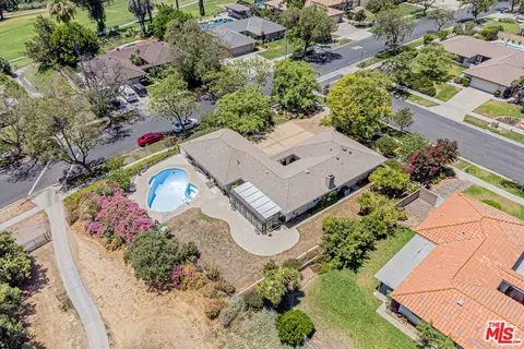 View/Area - 1195 Via Pintada, Riverside, CA 92507 photo 2 of 7