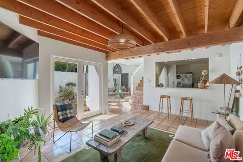 29221 Heathercliff Rd #2, Malibu, CA 90265