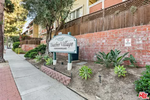 6385 Green Valley Cir #220, Culver City, CA 90230