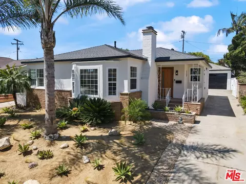 517 W 64th Pl, Inglewood, CA 90302