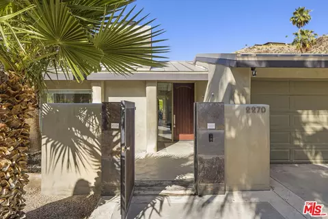 2270 E Smokewood Ave, Palm Springs, CA 92264