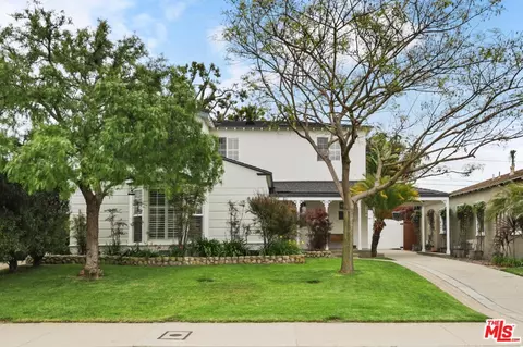 8418 Vicksburg Ave, Los Angeles, CA 90045