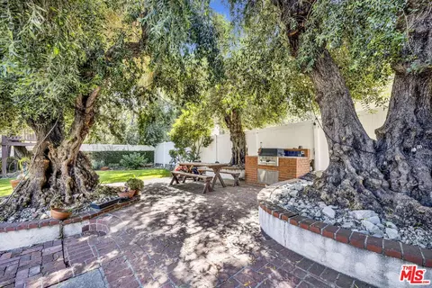 3536 Encinal Ave, La Crescenta, CA 91214 photo 27