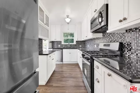 3536 Encinal Ave, La Crescenta, CA 91214 photo 9