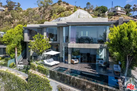 1764 Viewmont Dr, Los Angeles, CA 90069