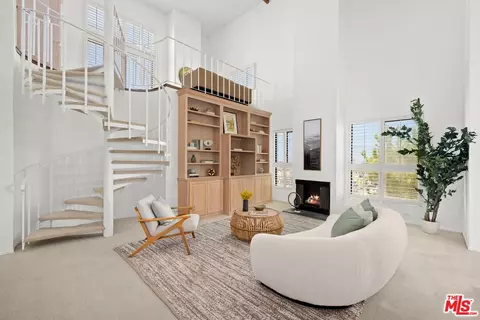 1029 Via De La Paz #330, Pacific Palisades, CA 90272