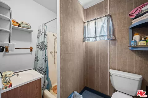 515 N Rose Ave, Compton, CA 90221 photo 35